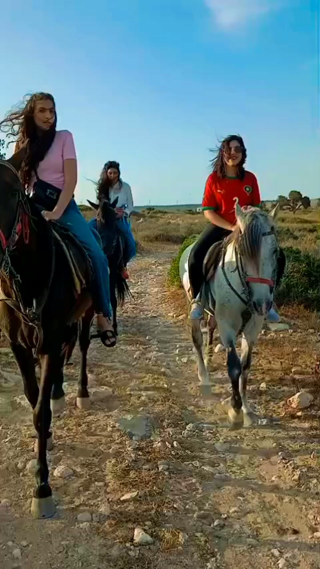 Reel Instagram de Jamal Cavalier — randonnée à cheval